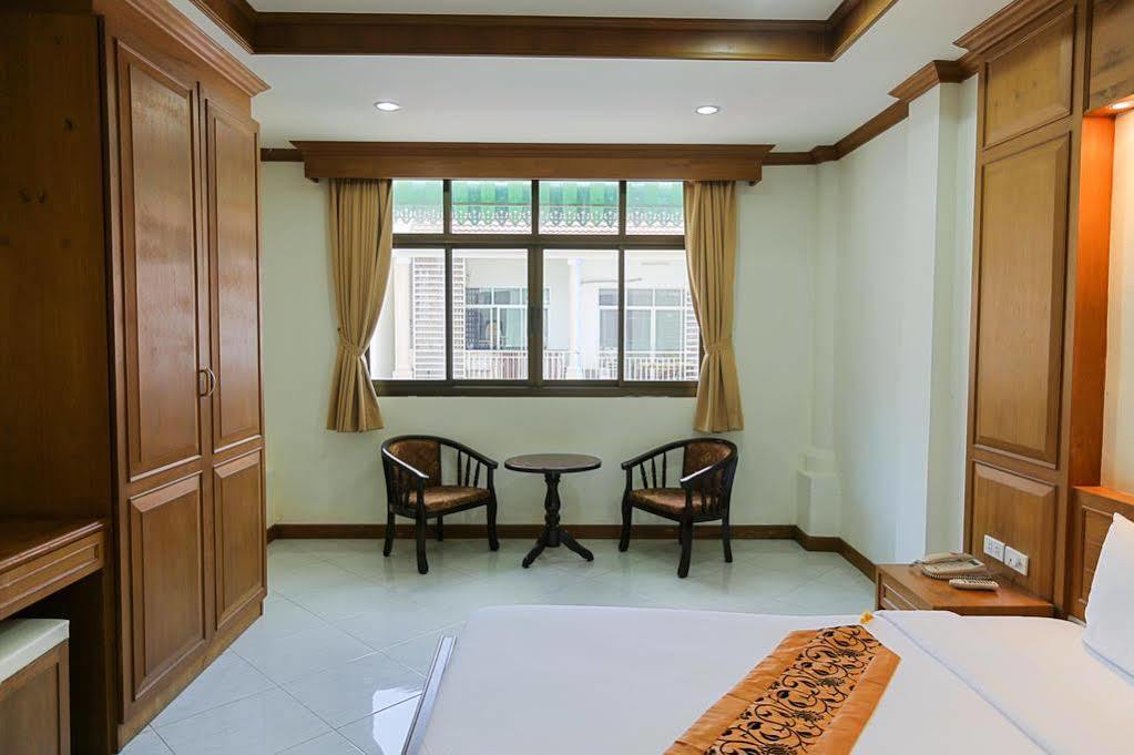 Magnific Patong Hotel Ngoại thất bức ảnh